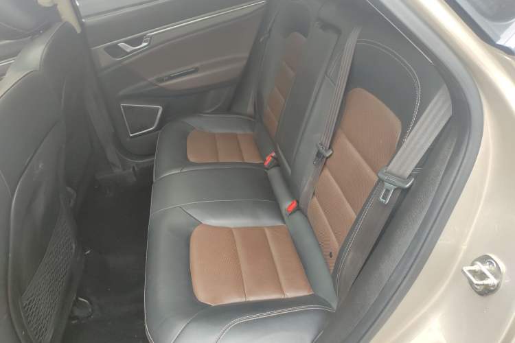 Used Geely Auto Emgrand GS 2017 Sport Edition 1.3T Automatic Smart Connectivity Model Left Rear Seat