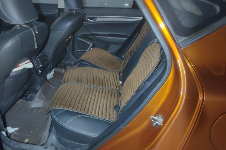 Used Geely Auto Emgrand GS 2017 Sport Edition 1.3T Automatic Smart Connectivity Model Left Rear Seat