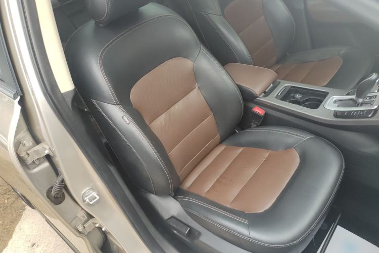 Used Geely Auto Emgrand GS 2017 Sport Edition 1.3T Automatic Smart Connectivity Model Right Front Seat