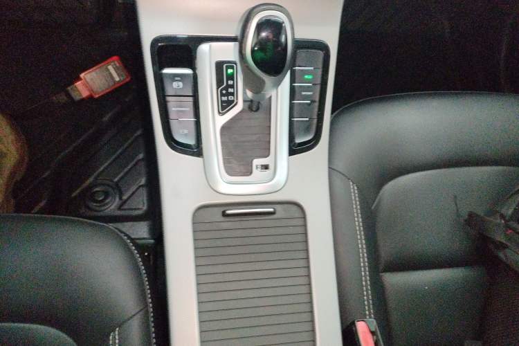 Used Geely Auto Emgrand GS 2018 Lingchao Edition 1.4T Automatic LingShang Smart Connectivity Model Gear Lever