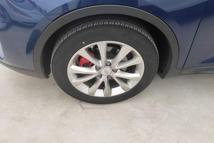 Used Geely Auto Emgrand GS 2018 Sport Edition 1.4T Automatic LingShang Model Left Front Wheel Hub