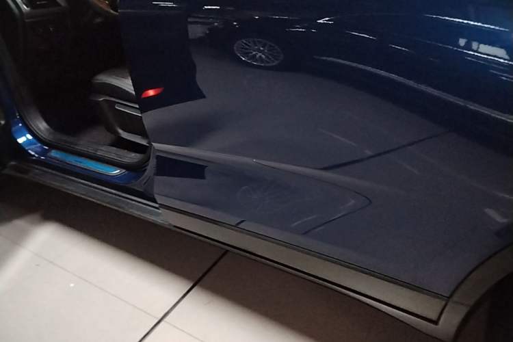 Used Geely Auto Emgrand GS 2018 Elegant Edition 1.8L Automatic LingShang Model Left Side Sill