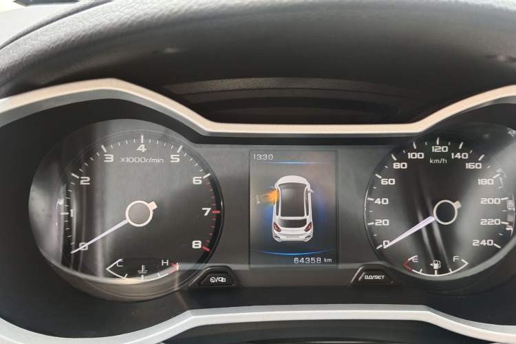 Used Geely Auto Emgrand GS 2018 Sport Edition 1.4T Manual LingShang Model Odometer Close Up