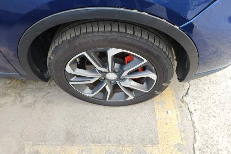 Used Geely Auto Emgrand GS 2018 Lingchao Edition 1.4T Automatic LingShang Smart Connectivity Model Right Front Wheel Hub