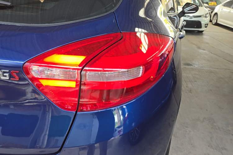 Used Geely Auto Emgrand GS 2018 Sport Edition 1.4T Automatic LingShang Model Right Rear Taillight