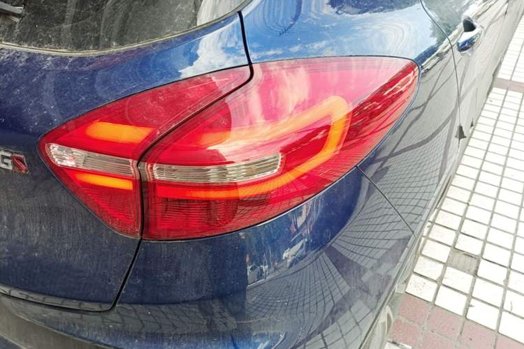 Used Geely Auto Emgrand GS 2018 Lingchao Edition 1.4T Automatic ZhenShang Smart Connectivity Model Right Rear Taillight