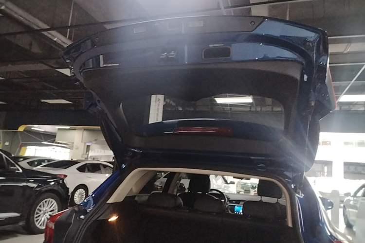 Used Geely Auto Emgrand GS 2018 Elegant Edition 1.8L Automatic LingShang Model Trunk