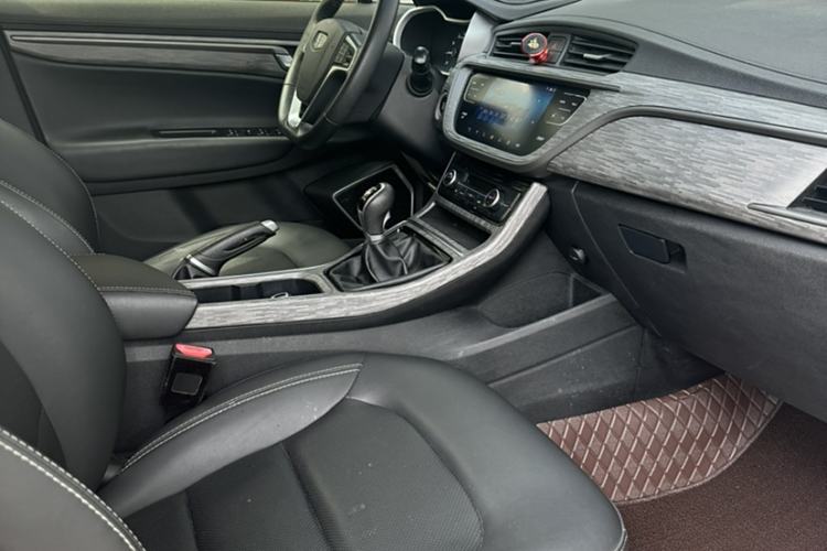 Used Geely Auto Emgrand GS 2018 Elegant Edition 1.8L Manual LingShang Model Interior 2