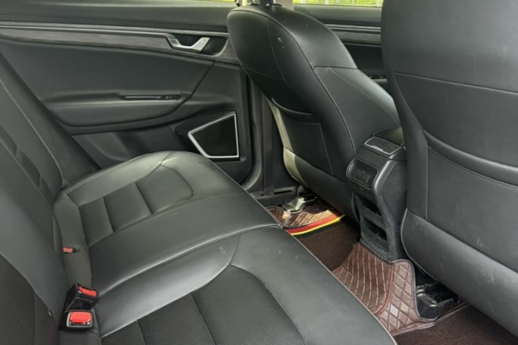 Used Geely Auto Emgrand GS 2018 Elegant Edition 1.8L Manual LingShang Model Interior 3
