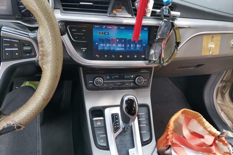 Used Geely Auto Emgrand GS 2018 Elegant Edition 1.8L Automatic LingShang Model Audio And AC Panel