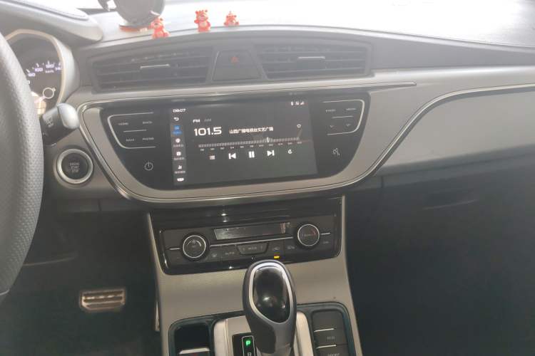 Used Geely Auto Emgrand GS 2018 Lingchao Edition 1.4T Automatic LingShang Smart Connectivity Model Audio And AC Panel
