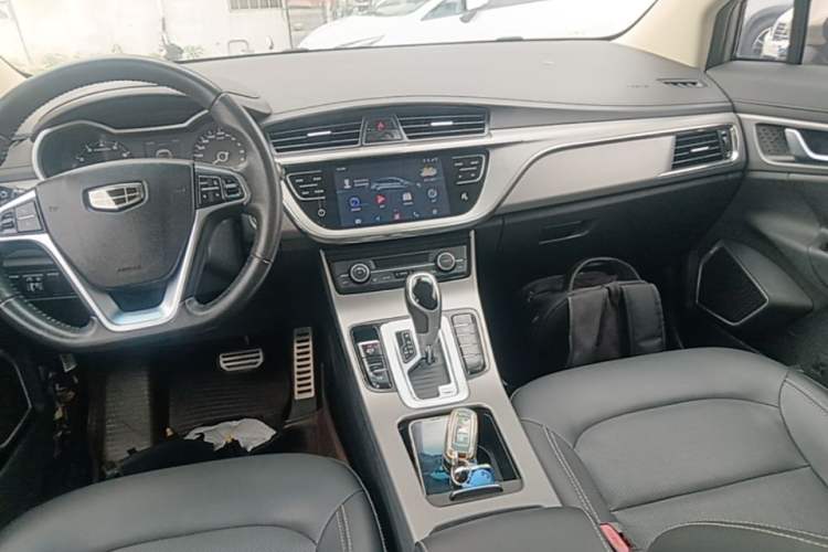 Used Geely Auto Emgrand GS 2018 Lingchao Edition 1.4T Automatic LingShang Smart Connectivity Model Audio And AC Panel