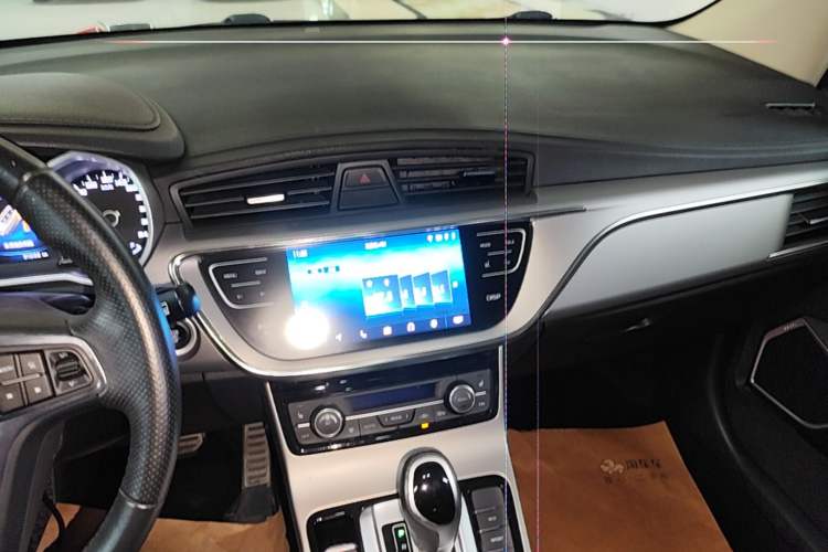 Used Geely Auto Emgrand GS 2018 Sport Edition 1.4T Automatic ZhenShang Model Audio And AC Panel