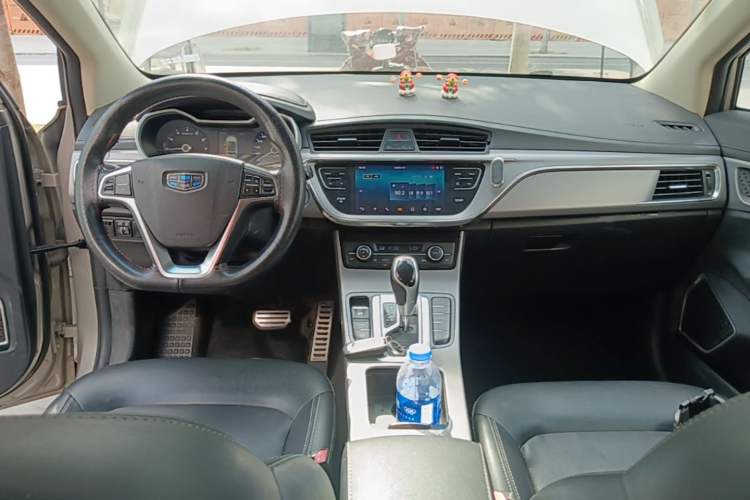 Used Geely Auto Emgrand GS 2018 Sport Edition 1.4T Automatic LingShang Model Center Console