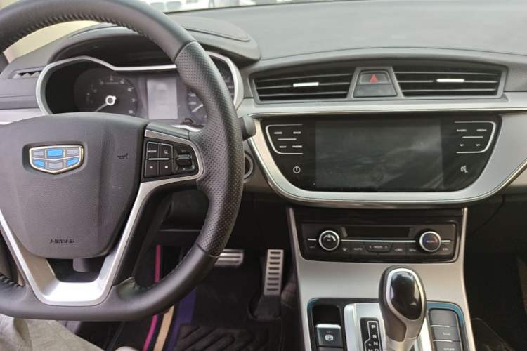 Used Geely Auto Emgrand GS 2018 Lingchao Edition 1.4T Automatic LingShang Smart Connectivity Model Center Console