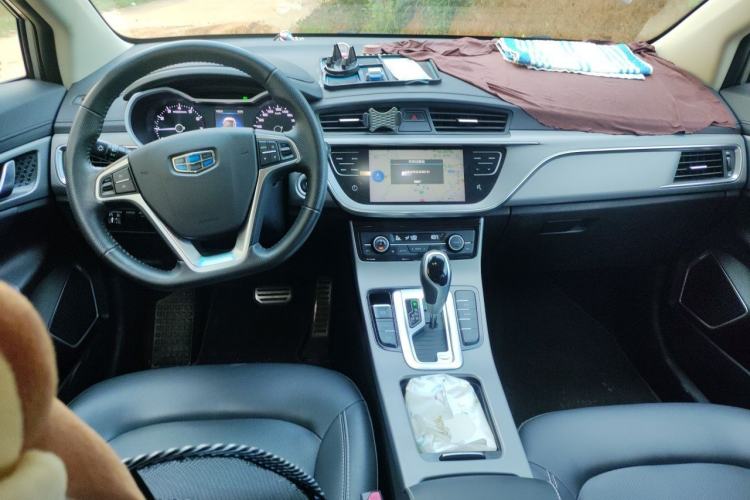 Used Geely Auto Emgrand GS 2018 Lingchao Edition 1.4T Automatic LingShang Smart Connectivity Model Center Console