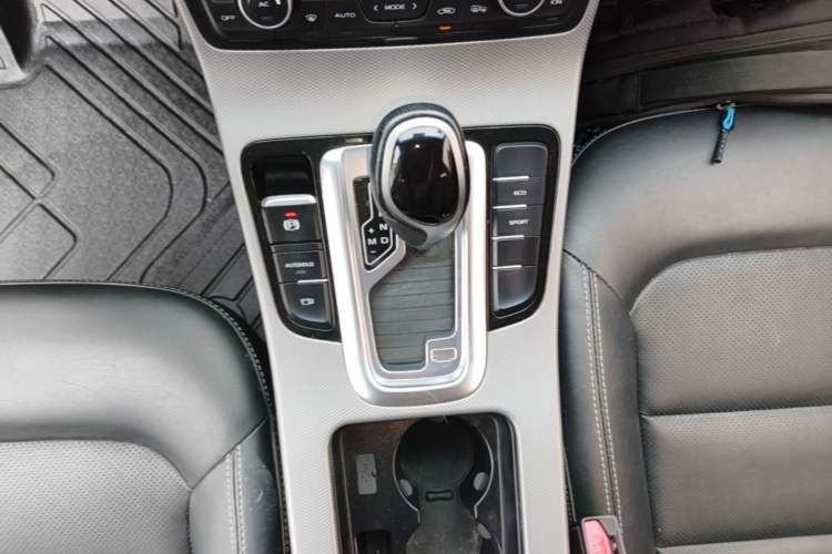 Used Geely Auto Emgrand GS 2018 Sport Edition 1.8L Automatic LingShang Model Gear Lever