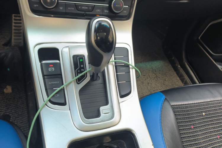 Used Geely Auto Emgrand GS 2018 Sport Edition 1.8L Automatic LingShang Model Gear Lever