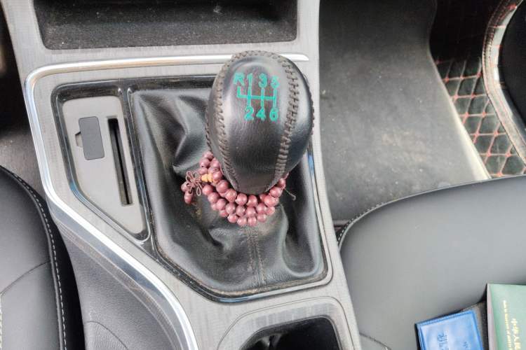 Used Geely Auto Emgrand GS 2018 Elegant Edition 1.8L Manual LingShang Model Gear Lever