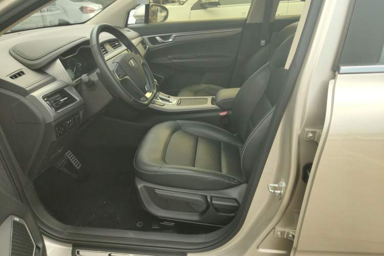Used Geely Auto Emgrand GS 2018 Sport Edition 1.8L Automatic LingShang Model Interior 2