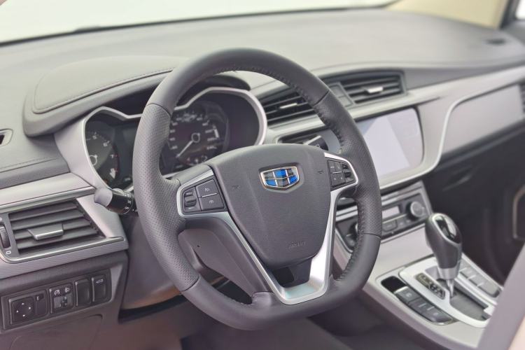 Used Geely Auto Emgrand GS 2018 Lingchao Edition 1.4T Automatic LingShang Smart Connectivity Model Interior 2
