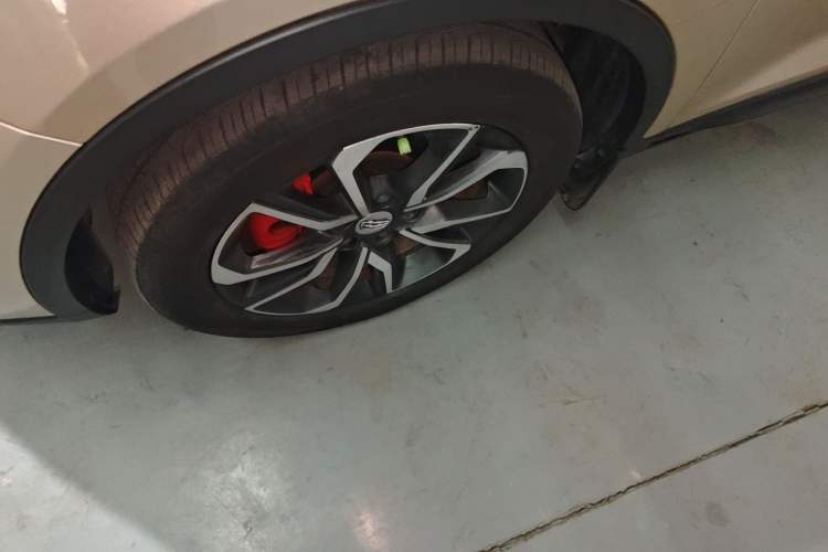 Used Geely Auto Emgrand GS 2018 Lingchao Edition 1.4T Automatic LingShang Smart Connectivity Model Left Front Wheel Hub