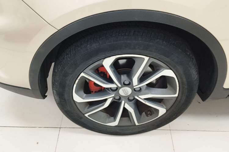 Used Geely Auto Emgrand GS 2018 Lingchao Edition 1.4T Automatic LingShang Smart Connectivity Model Left Front Wheel Hub