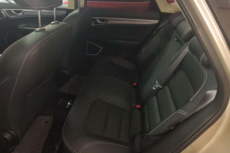 Used Geely Auto Emgrand GS 2018 Lingchao Edition 1.4T Automatic LingShang Smart Connectivity Model Left Rear Seat