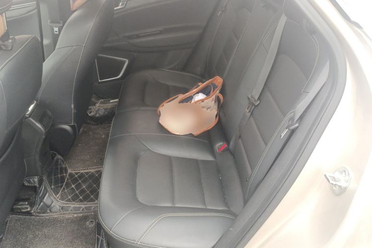 Used Geely Auto Emgrand GS 2018 Elegant Edition 1.8L Manual LingShang Model Left Rear Seat