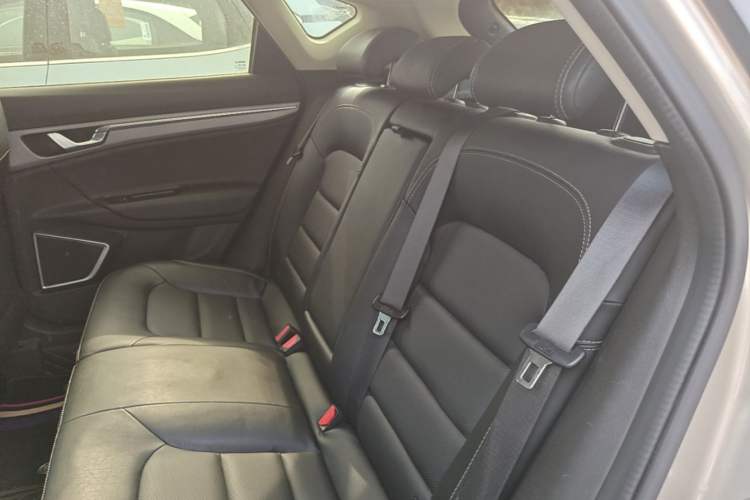 Used Geely Auto Emgrand GS 2018 Lingchao Edition 1.4T Automatic LingShang Smart Connectivity Model Left Rear Seat