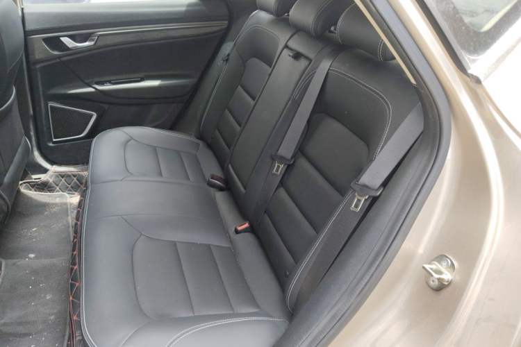 Used Geely Auto Emgrand GS 2018 Elegant Edition 1.8L Manual LingShang Model Left Rear Seat