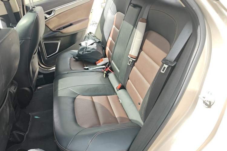Used Geely Auto Emgrand GS 2018 Sport Edition 1.4T Automatic ZhenShang Model Left Rear Seat