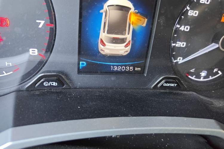 Used Geely Auto Emgrand GS 2018 Sport Edition 1.8L Automatic LingShang Model Odometer Close Up