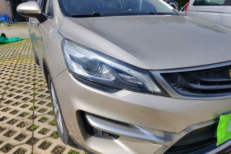 Used Geely Auto Emgrand GS 2018 Sport Edition 1.4T Manual LingShang Model Right Front Headlight