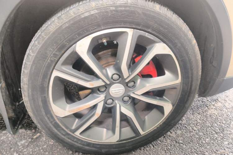 Used Geely Auto Emgrand GS 2018 Lingchao Edition 1.4T Automatic LingShang Smart Connectivity Model Right Front Wheel Hub