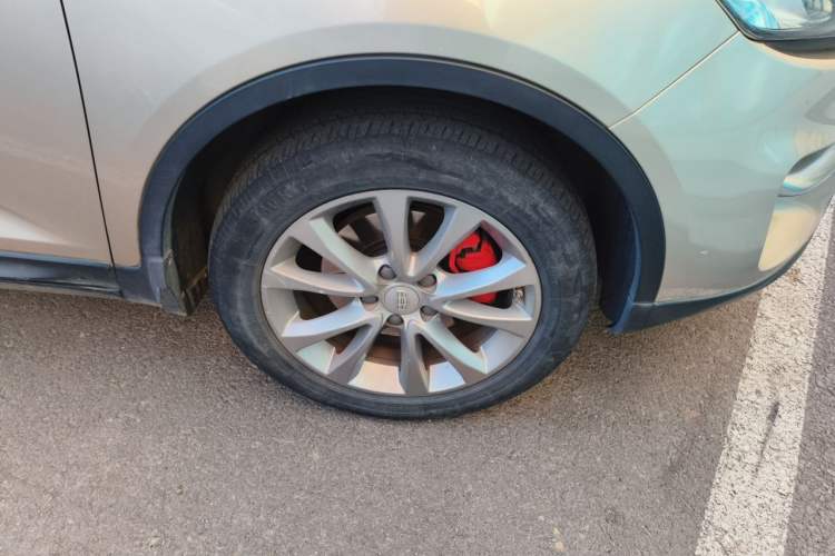Used Geely Auto Emgrand GS 2018 Sport Edition 1.4T Automatic LingShang Model Right Front Wheel Hub