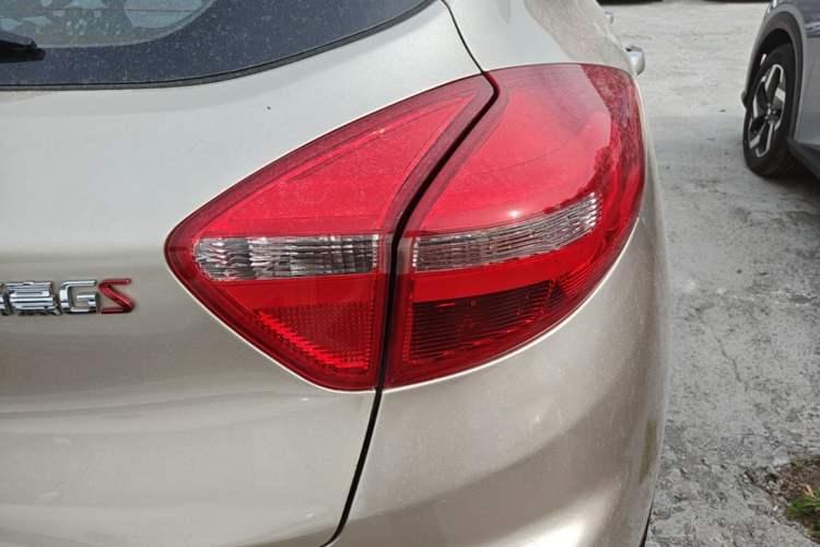 Used Geely Auto Emgrand GS 2018 Lingchao Edition 1.4T Automatic LingShang Smart Connectivity Model Right Rear Taillight