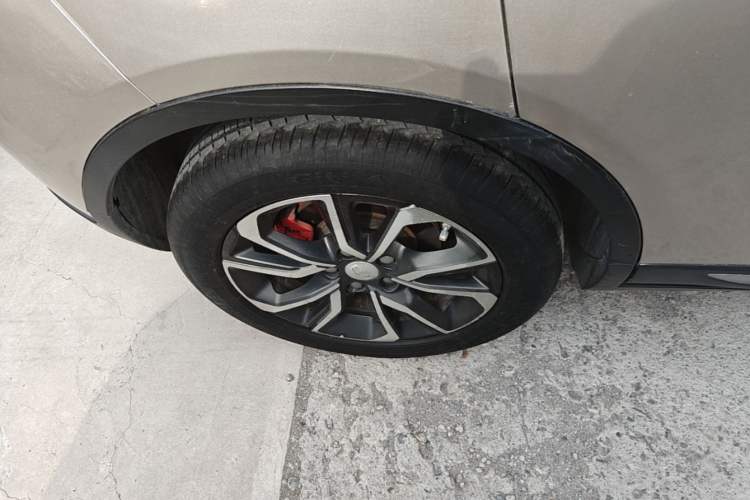 Used Geely Auto Emgrand GS 2018 Lingchao Edition 1.4T Automatic LingShang Smart Connectivity Model Right Rear Wheel Hub