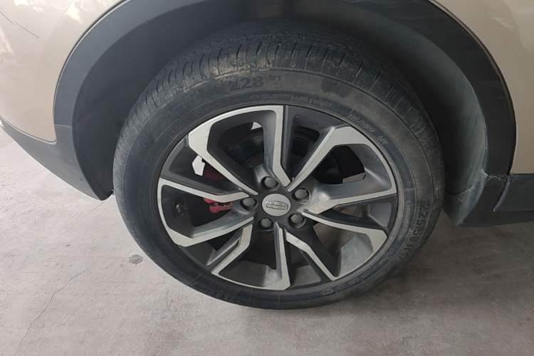 Used Geely Auto Emgrand GS 2018 Lingchao Edition 1.4T Automatic LingShang Smart Connectivity Model Right Rear Wheel Hub