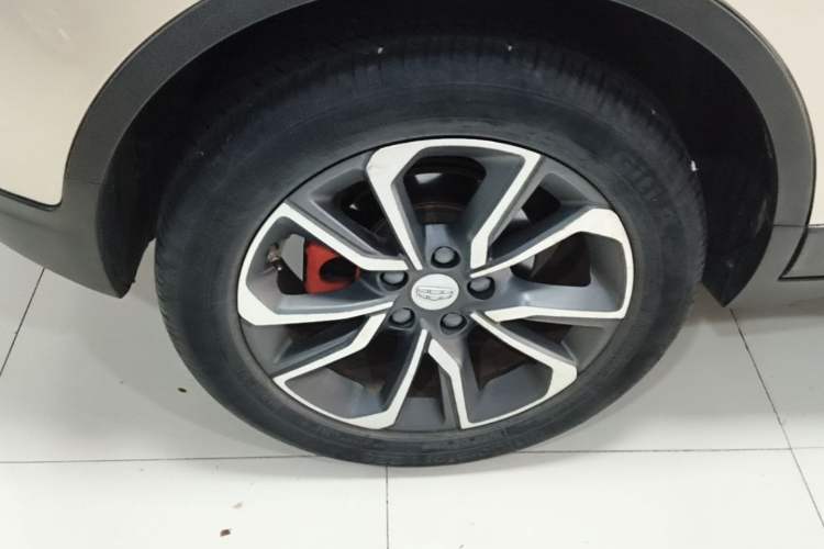 Used Geely Auto Emgrand GS 2018 Lingchao Edition 1.4T Automatic LingShang Smart Connectivity Model Right Rear Wheel Hub