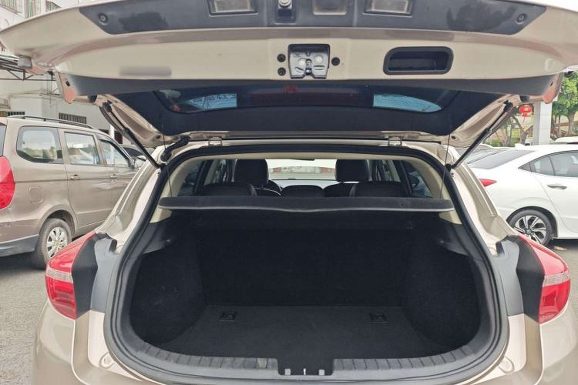Used Geely Auto Emgrand GS 2018 Sport Edition 1.8L Automatic LingShang Model Trunk