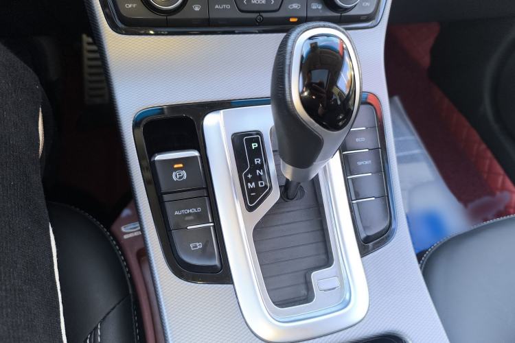 Used Geely Auto Emgrand GS 2018 Sport Edition 1.8L Automatic LingShang Model Gear Lever