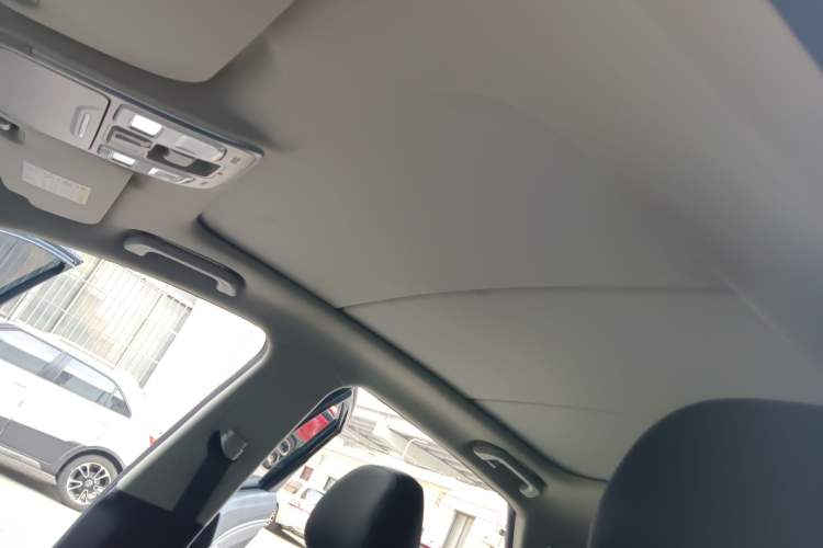 Used Geely Auto Emgrand GS 2018 Sport Edition 1.8L Automatic LingShang Model Headliner