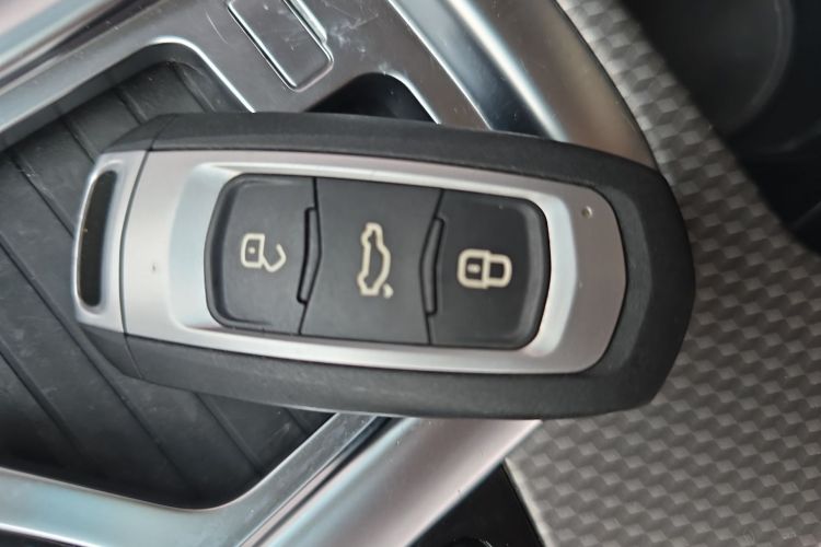 Used Geely Auto Emgrand GS 2018 Lingchao Edition 1.4T Automatic LingShang Smart Connectivity Model Interior 1