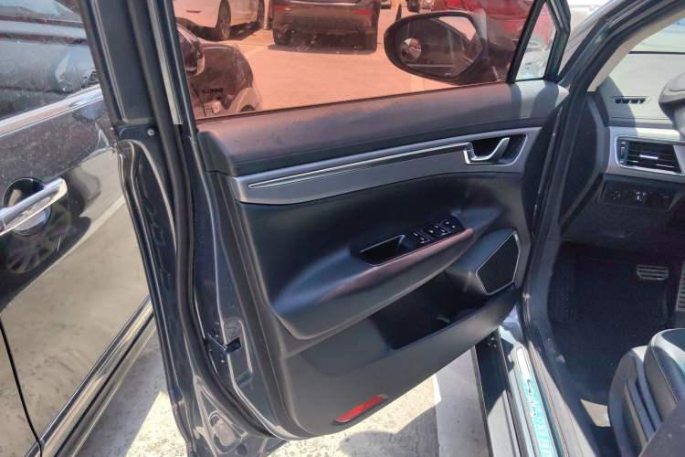 Used Geely Auto Emgrand GS 2018 Sport Edition 1.4T Automatic LingShang Model Left Front Door Interior