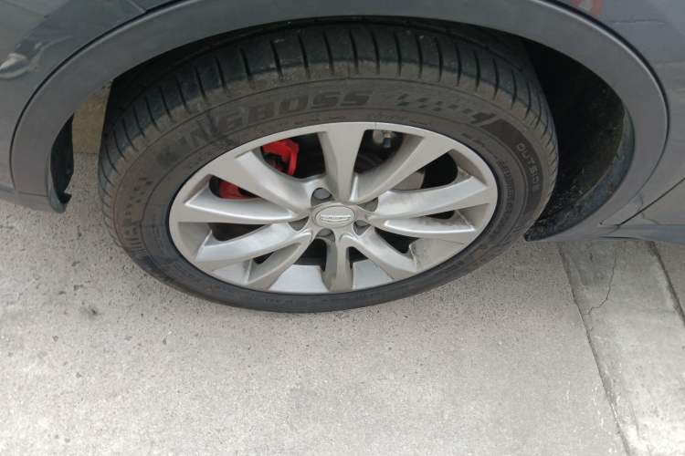 Used Geely Auto Emgrand GS 2018 Sport Edition 1.8L Automatic LingShang Model Left Front Wheel Hub