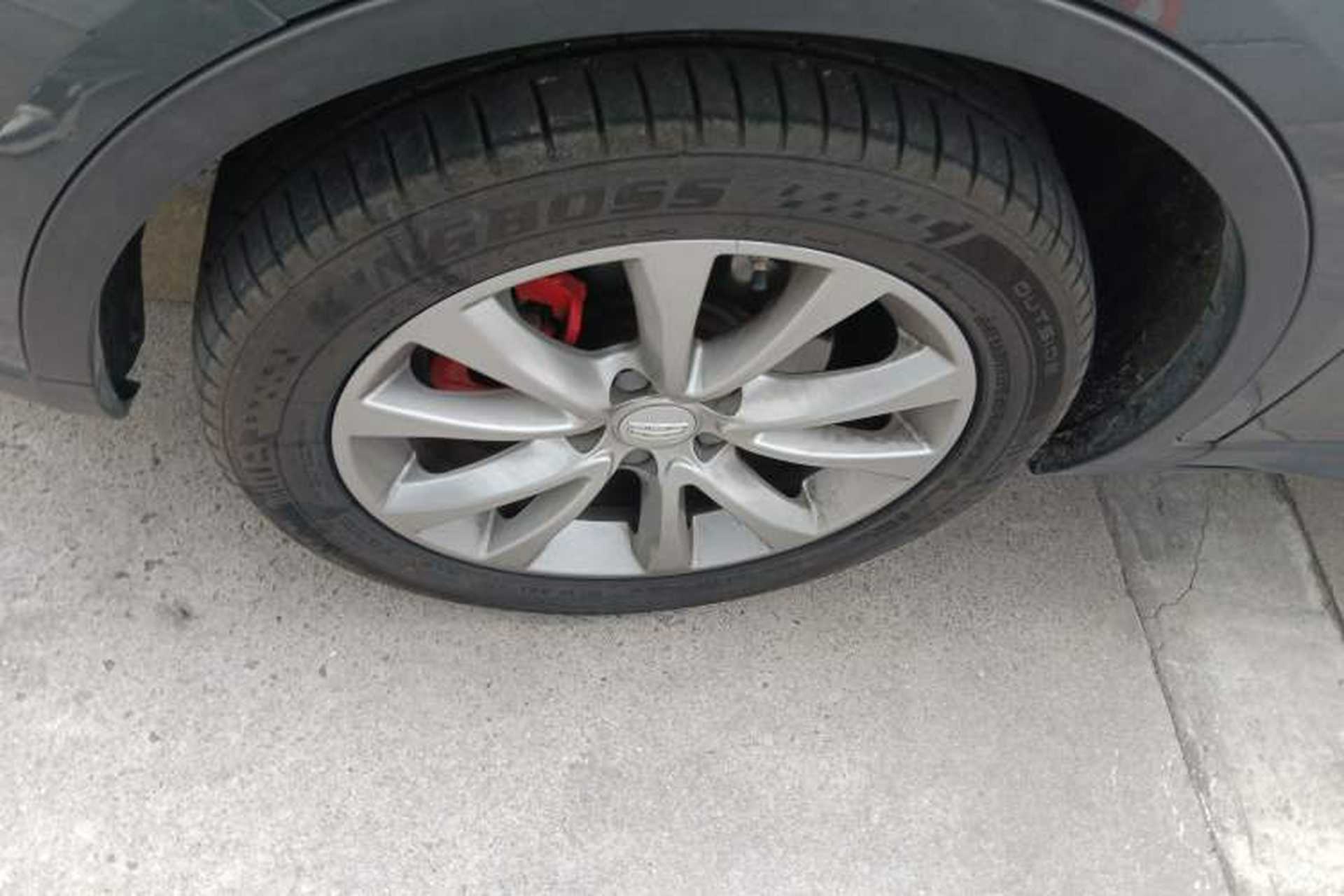 Used Geely Auto Emgrand GS 2018 Sport Edition 1.8L Automatic LingShang Model Left Front Wheel Hub