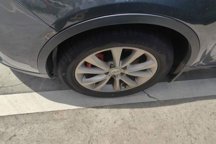 Used Geely Auto Emgrand GS 2018 Sport Edition 1.4T Automatic LingShang Model Left Front Wheel Hub
