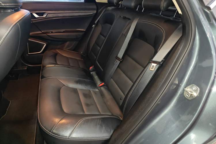 Used Geely Auto Emgrand GS 2018 Elegant Edition 1.8L Manual LingShang Model Left Rear Seat