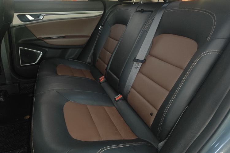 Used Geely Auto Emgrand GS 2018 Sport Edition 1.4T Automatic ZhenShang Model Left Rear Seat